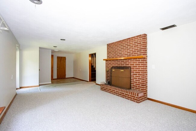 11018 Mt Eaton Rd N