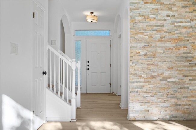 Photo - 2209 Boneset Trail