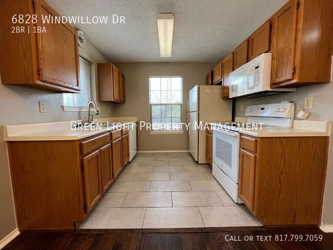 Photo - 6828 Windwillow Dr