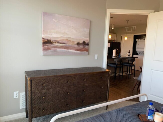 Photo - 443 W Rich St Unidad ID1257797P