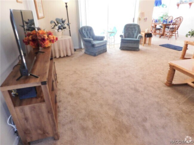 Building Photo - 2630 N Brentwood Cir Rental