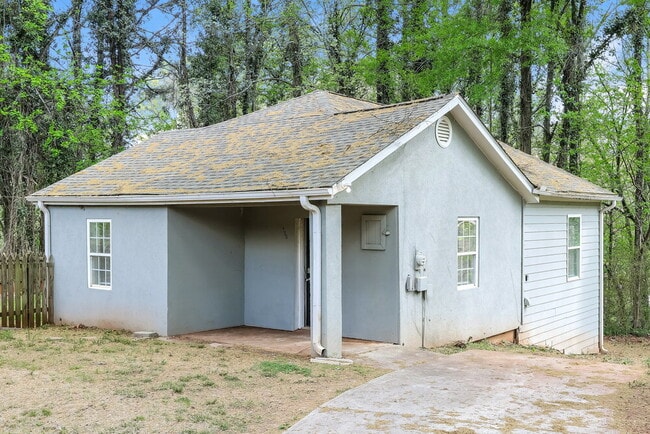 Photo - 730 Parker St