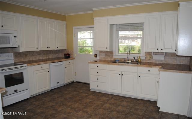 Photo - 3922 23rd Ave