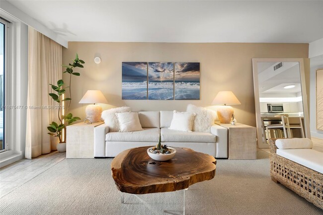 Photo - 102 24th St Unidad 1202