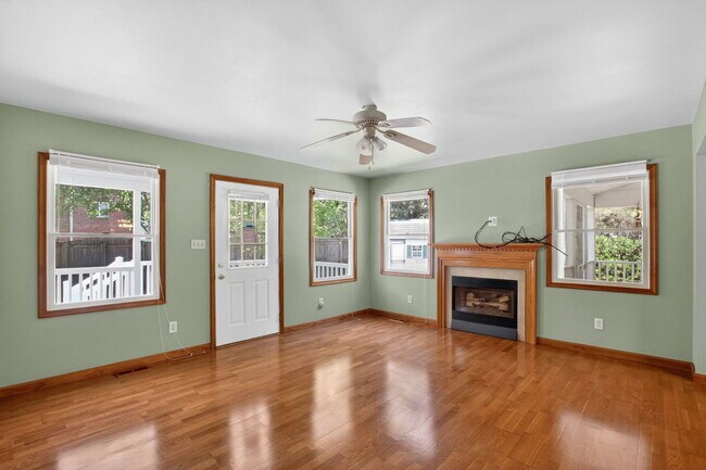 Photo - 21909 Pegg Rd