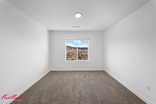 Photo - Beautiful 3 Bed Townhome with Amazing Amenities! 6 Month Lease