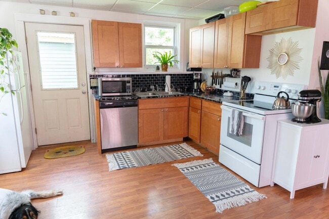 Photo - 12 Pine St Unidad 14