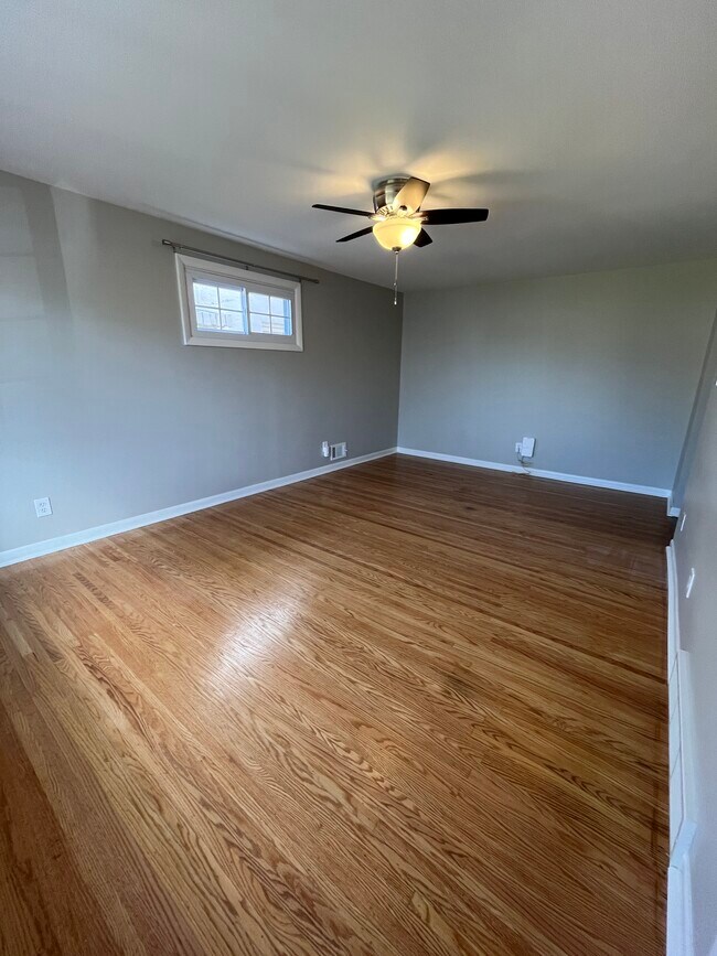 213 Magnolia Ave Townhome Townhome Rental in East Rochester NY