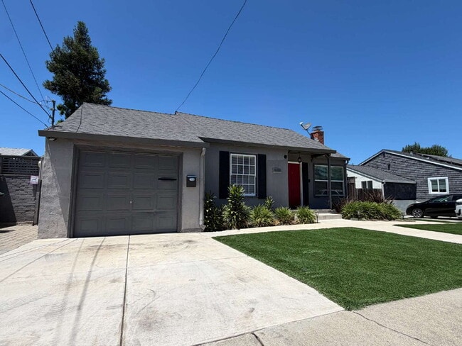 Photo - "Charming 3-Bedroom Oasis with Granite Elegance & Hardwood Warmth in Concord!"