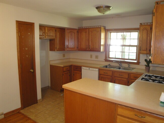 Photo - 4803 Cleveland Ave