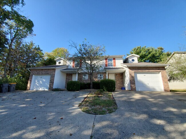 Photo - 4 Bedroom Available in July