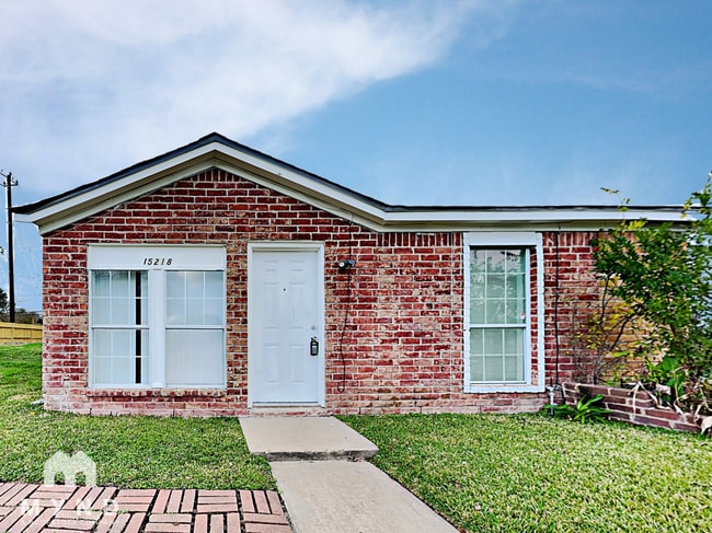 Photo - 15218 Wickbriar Dr House