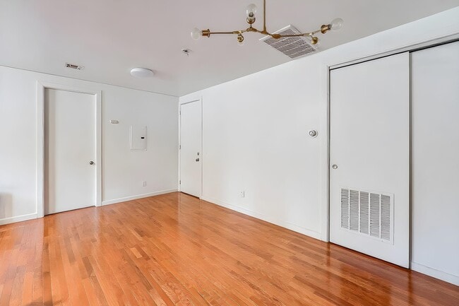 Photo - 195 Webster Ave Unit 3