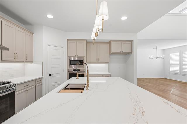 Photo - 809 Overton Ave