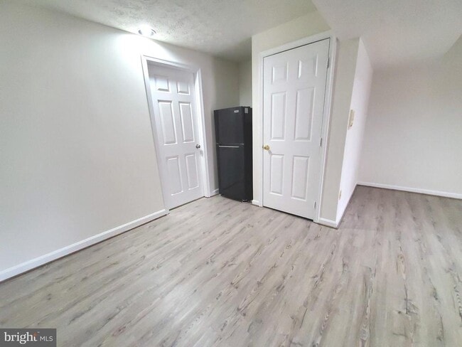 Photo - 7495 Digby Grn