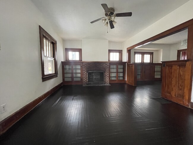 Photo - 1624 Woodward Ave