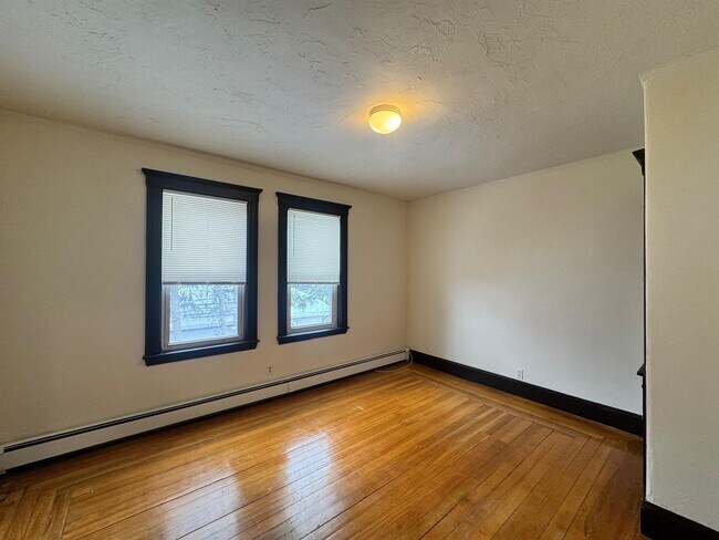 Photo - 40A Linden Ave Unit 2