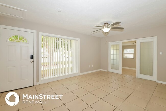 Photo - 3211 21st Ave Dr W