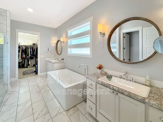 Photo - 9216 W Mirror Pond Dr