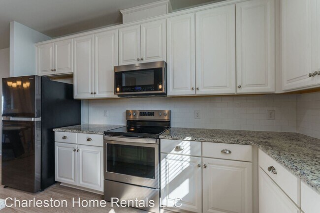 Photo - 3 br, 2.5 bath House - 532 McLernon Trace