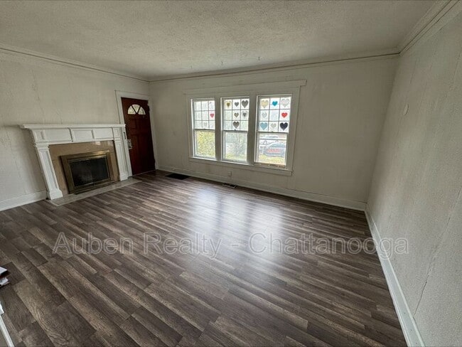 Photo - 354 Derby Cir