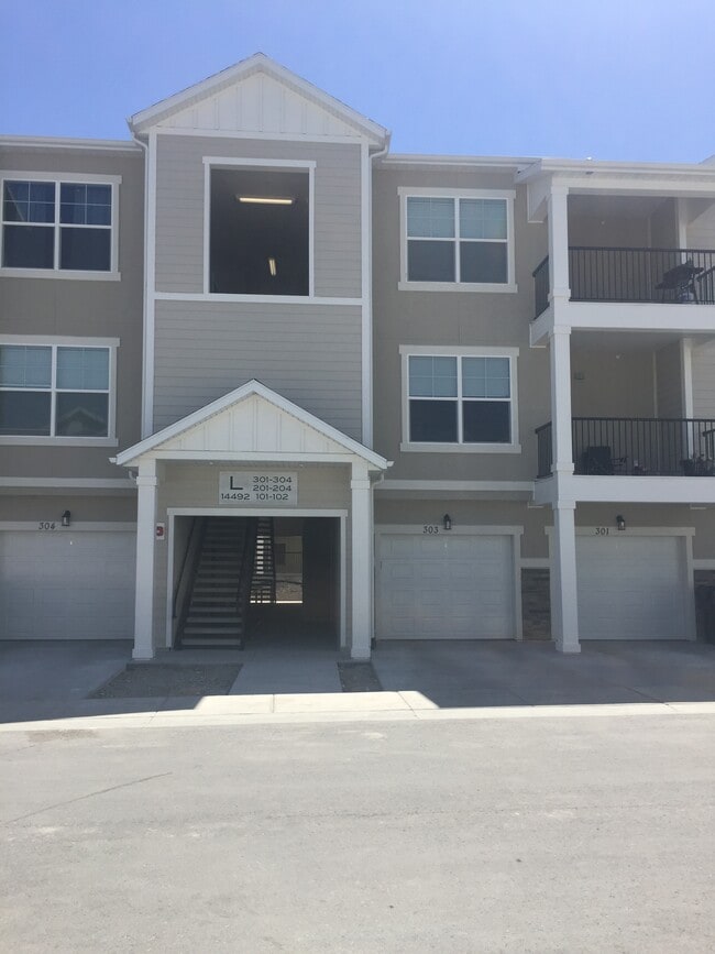 Building Photo - 13222 S Dominica Ln Unit 204
