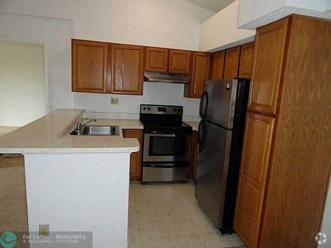 Building Photo - 751 Lyons Rd Unit 18204 Rental
