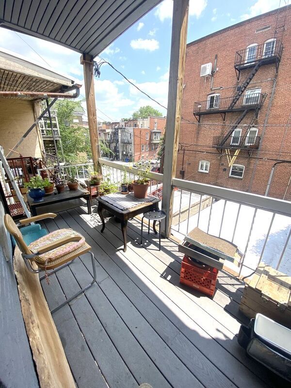 Photo - 3043 St Paul St Unidad C