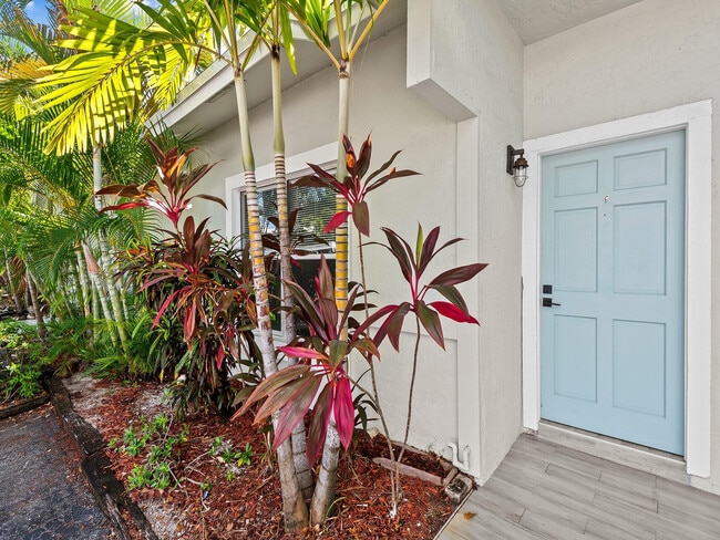 Photo - 3208 NE 7th St Unit C