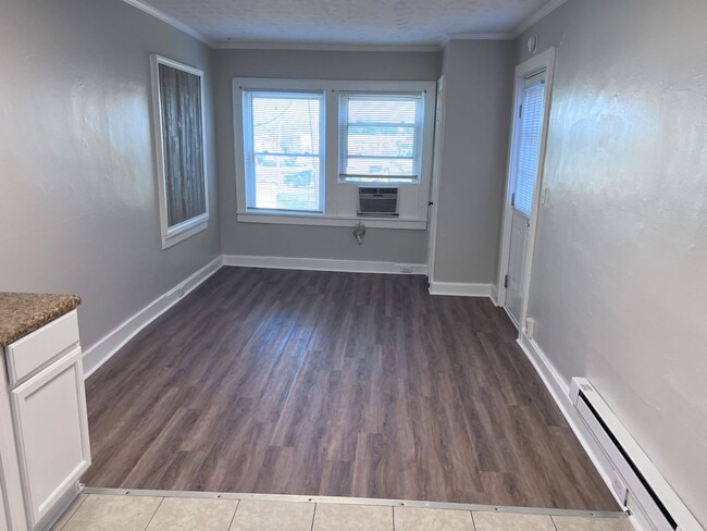 Photo - 419 Belmont Ave Unit #3