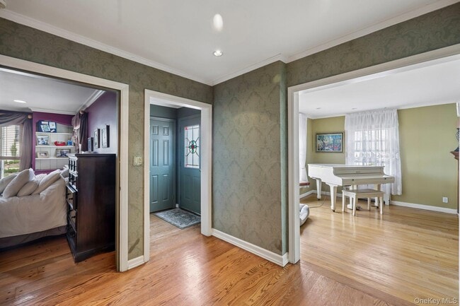 1304 Harbor Rd