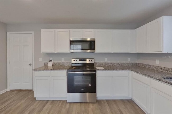 Photo - 1709 Nebraska Loop