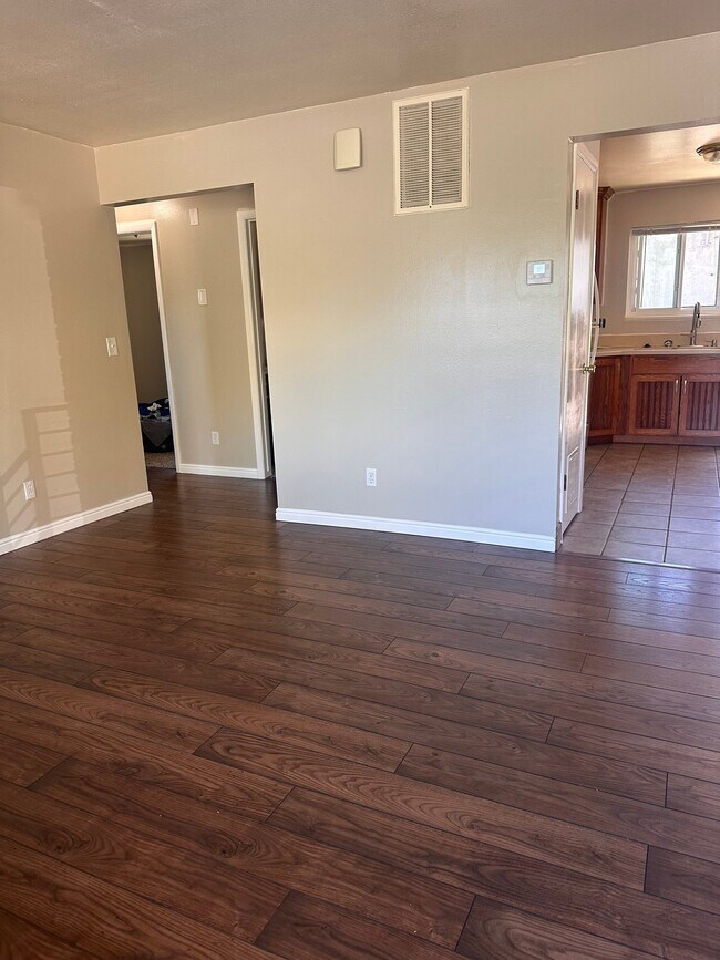 Building Photo - 2172 Nevada Ave Unit 2172