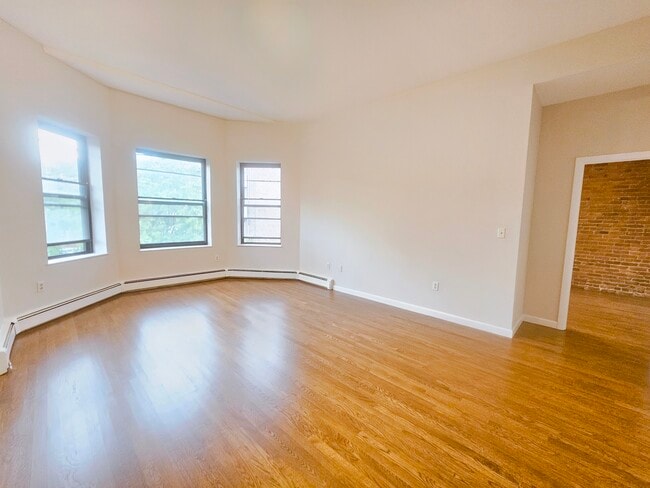 Photo - 25 Stearns Rd Unit 5