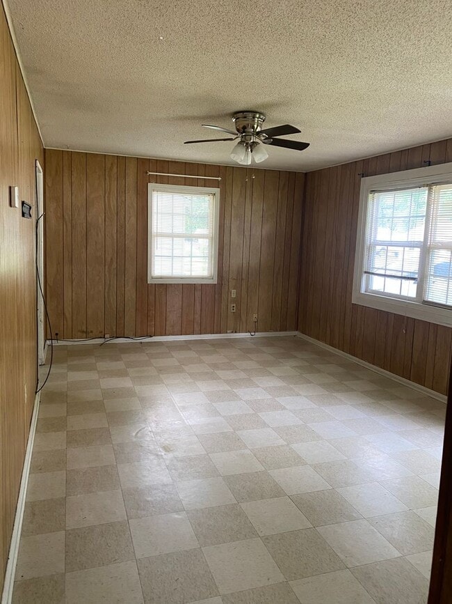Photo - 3 Bedroom 1 Bath Home in Millington