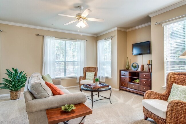 Building Photo - 10221 Centrepark Dr Unit 6-A623 Rental