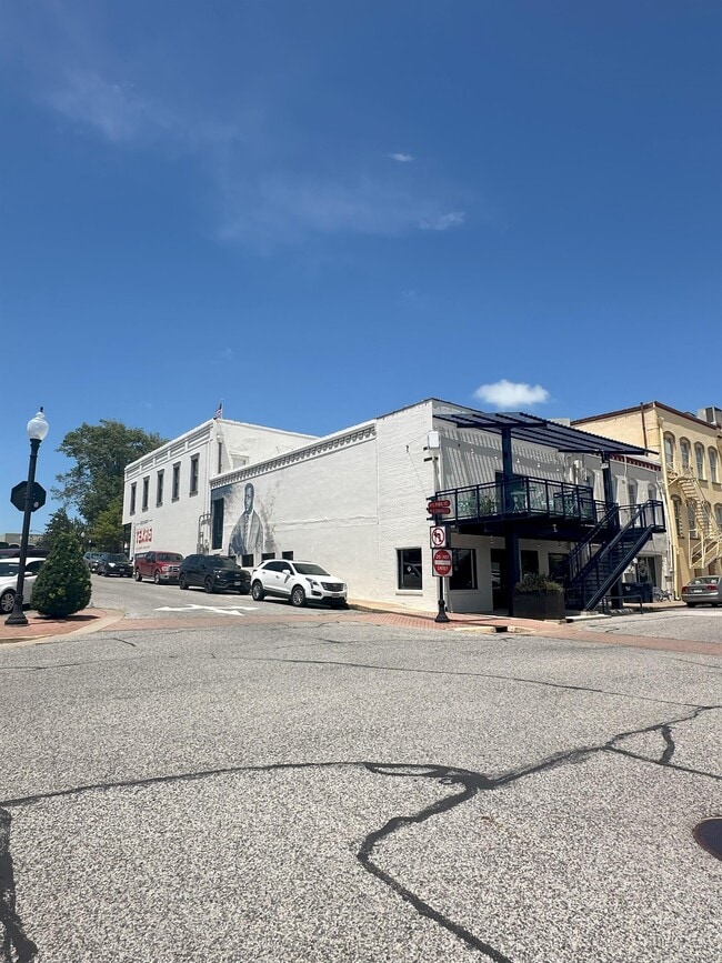 Photo - 102 E Alamo St Unit E