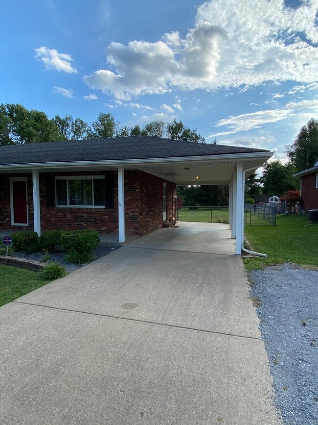Photo - 320 Port William Ln