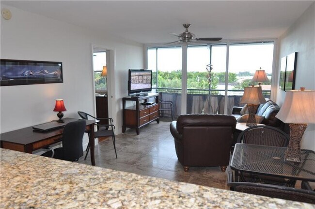 Photo - 4501 NE 21st Ave