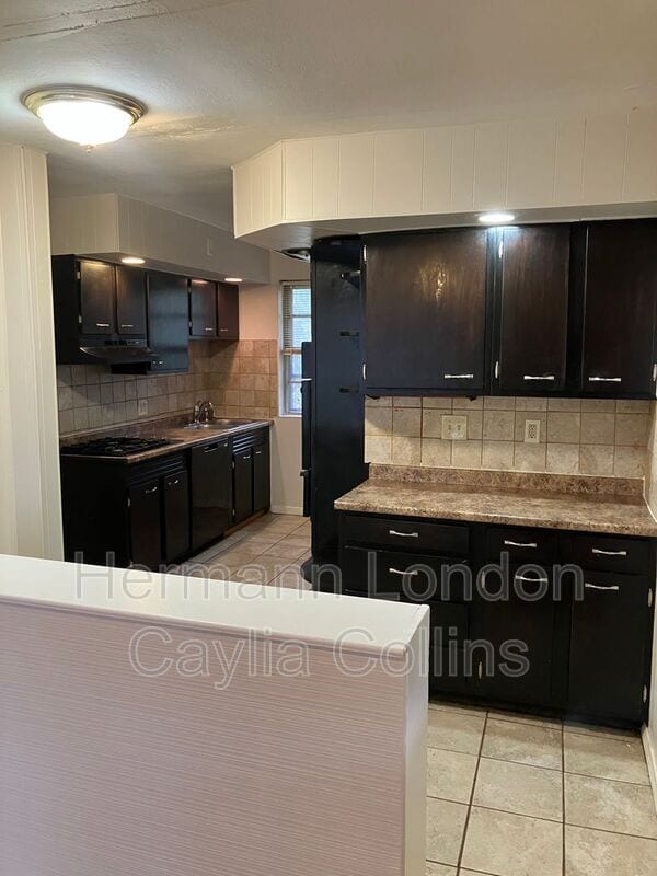 Photo - 7826 Birchmont Dr