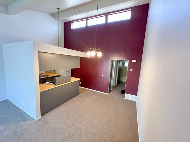 1800 Gundersen Ln S Unit 2