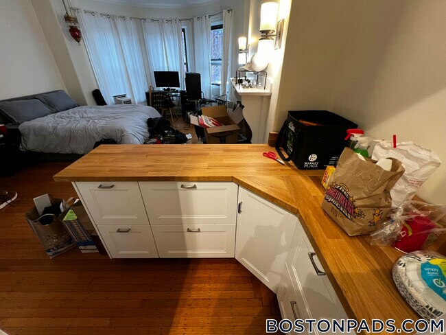 429 Marlborough St Unit 3B