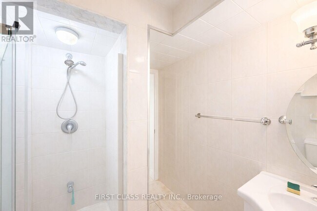 Photo - 27 Glenbury Dr