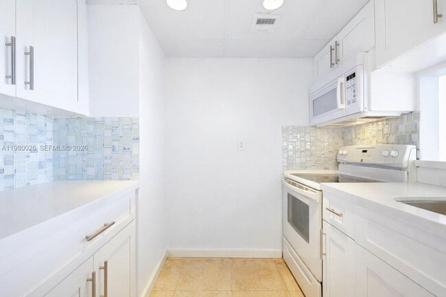 Photo - 7601 E Treasure Dr Unit 2309
