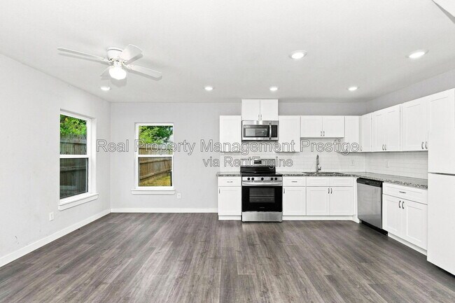 Photo - 8216 Richland Dr Unidad B