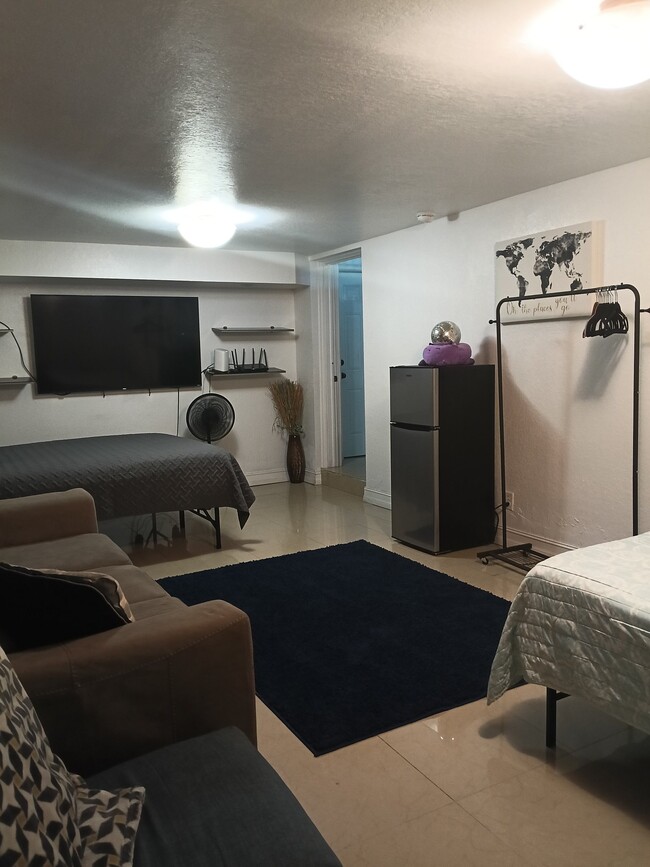 Photo - 1117 SW 22nd Ave Unit 1117 SW 22nd Avenue