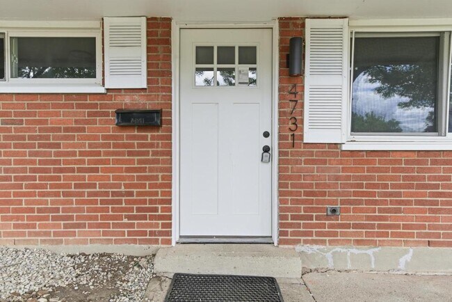 4731 Powell Rd