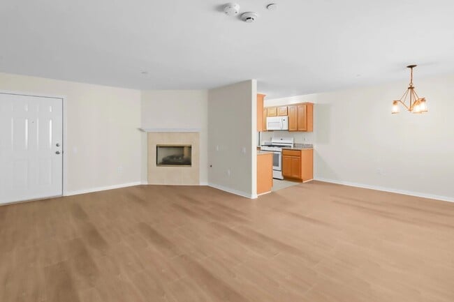 Photo - 4262 Lindblade Drive,