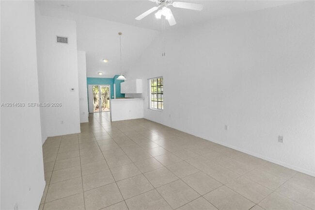 Photo - 117 SE 3rd Ave