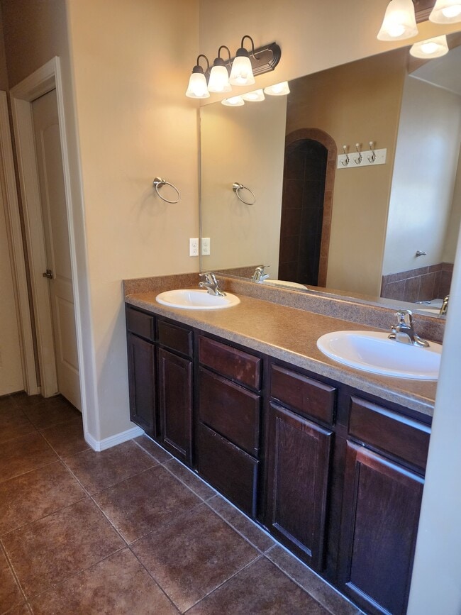 Photo - 7571 Vista de Oeste Pl